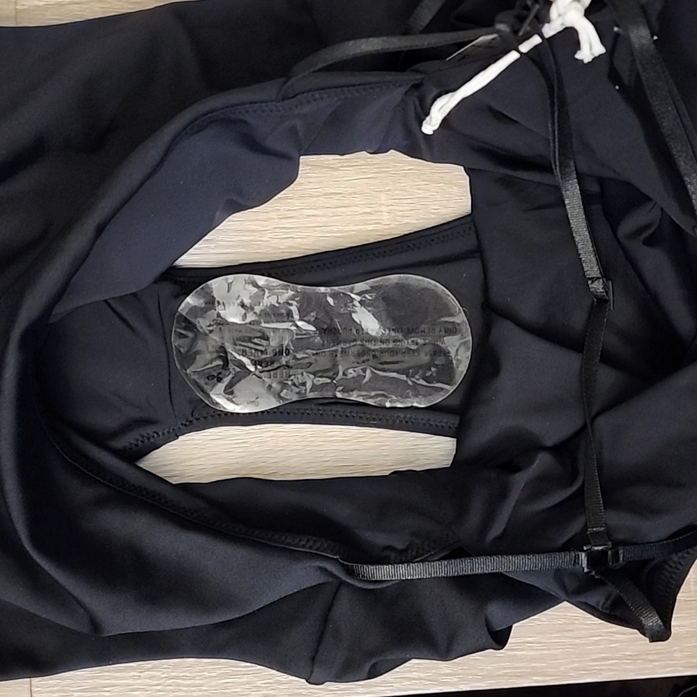 ZIAH Dita One Piece Swimsuit - Picture 6 of 15